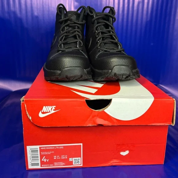 🆕 Nike Manoa Boot LTR Youth Size 4Y Women’s Size 5.5 Triple Black Fast Shipping - Picture 6 of 7